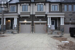 103 Flagg Ave in Brant, ON - Building Photo