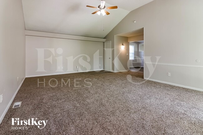 607 NE Short St in Lee's Summit, MO - Building Photo - Building Photo