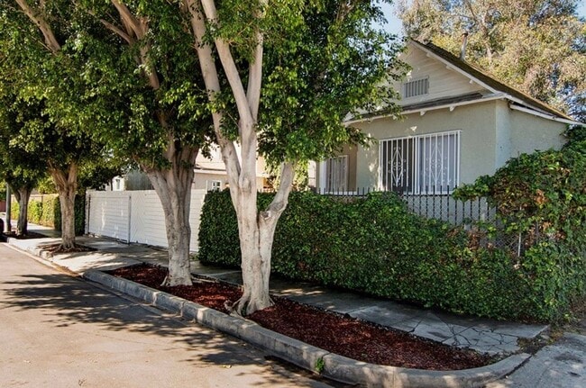 4981 Ascot Ave in Los Angeles, CA - Building Photo - Building Photo