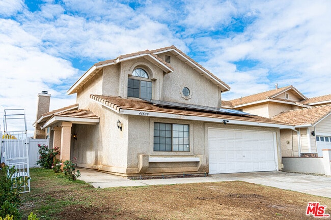 property at 45809 Evelyn Ct