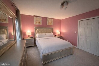 1045 Quinton Ave in Trenton, NJ - Building Photo - Building Photo