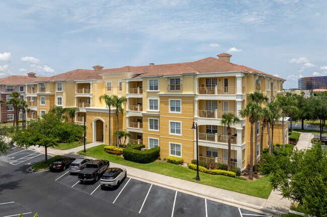 Vista Cay at Harbor Square