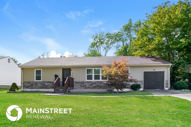 property at 2702 S Glenwood Ave