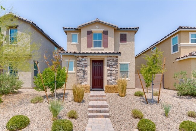 property at 1118 E Dorrell Ln