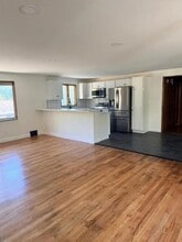 2024 Bushy Run Rd in Jeannette, PA - Building Photo - Building Photo