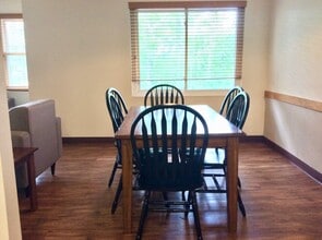 Ravenwood Apartments in Ithaca, NY - Building Photo - Building Photo