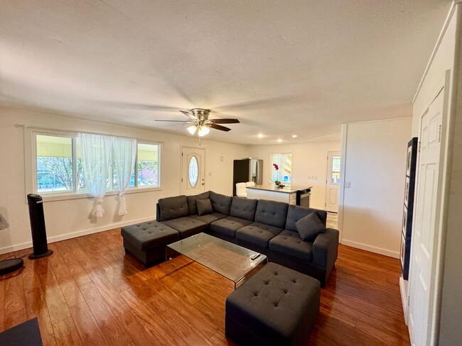 property at 6 Kupono St
