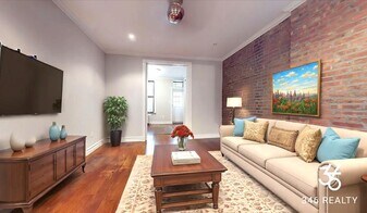 East 25th Street, Unit 12 in New York, NY - Building Photo