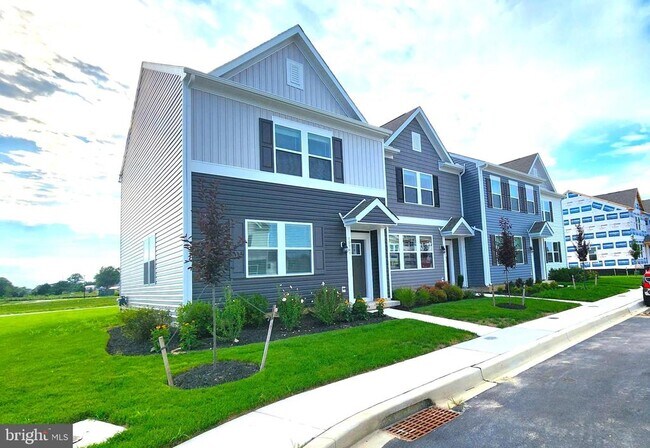 10949 Farmerfield St in Milford, DE - Building Photo - Building Photo