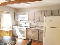 2046 Harman Ave photo'