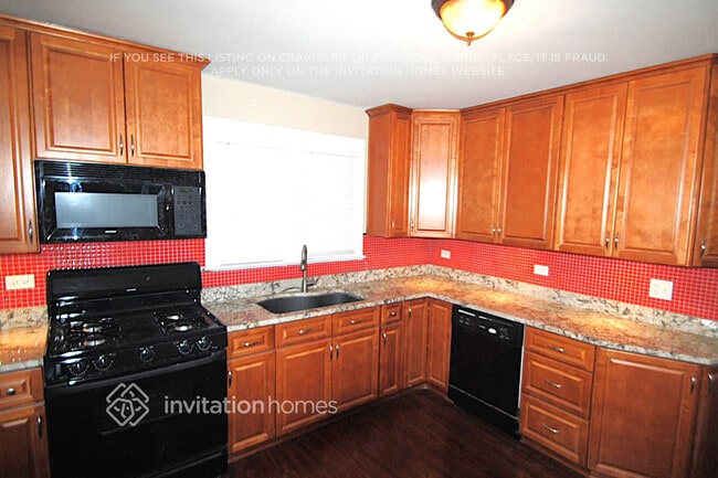 9326 S 54th Ct in Oak Lawn, IL - Building Photo - Building Photo