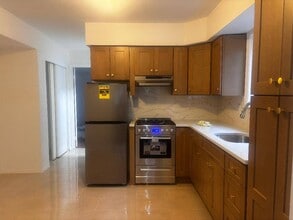 134 Woodbine Ave in Staten Island, NY - Building Photo - Building Photo