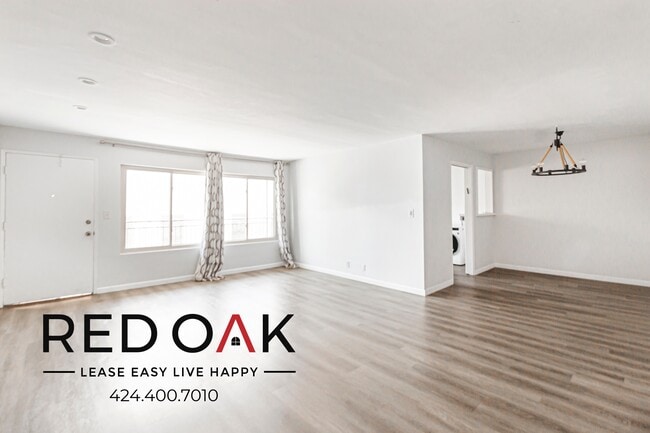 property at 430 S Maple Dr