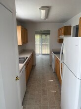 48 Deer Haven Ct in Florence, KY - Foto de edificio - Building Photo