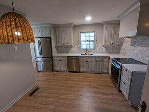 4922 Emerald Bay Dr in Northport, AL - Building Photo - Building Photo