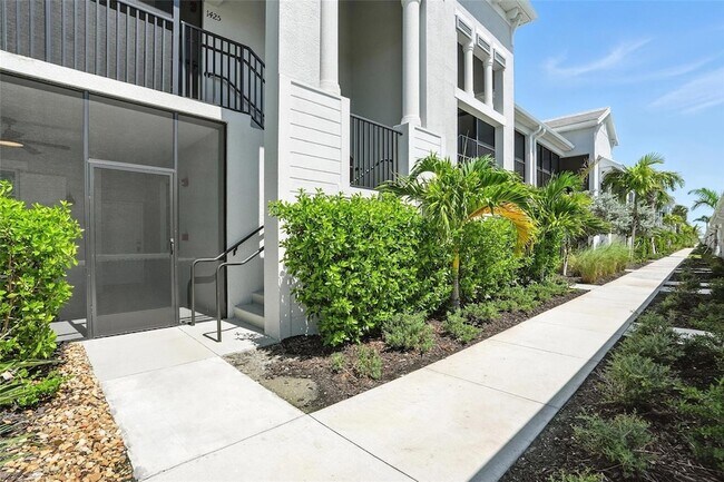 property at 14281 Heritage Landing Blvd