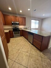 499 Palm Ave in San Jacinto, CA - Building Photo - Building Photo