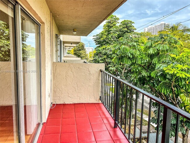 property at 3860 NE 170th St