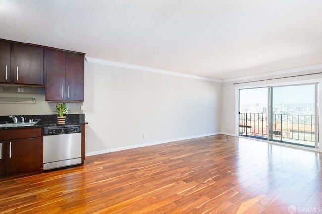 property at 646 Corbett Ave
