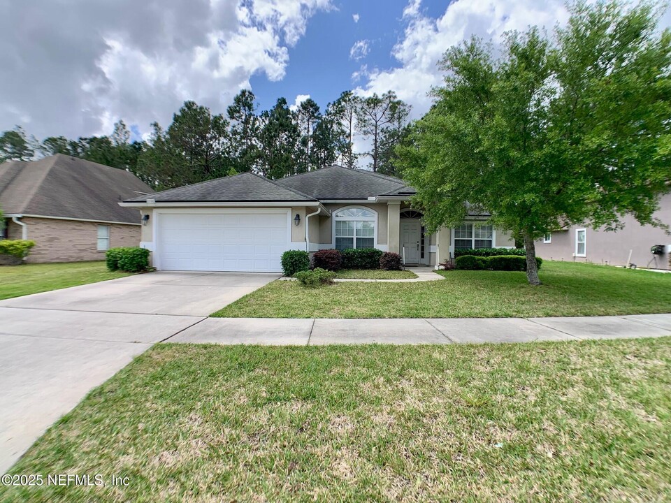 6596 Chester Park Dr in Jacksonville, FL - Building Photo