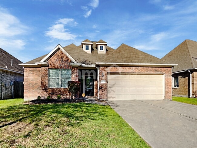 property at 10224 Forest Glade Ct