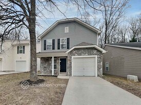 1215 Pinehaven Ct in Charlotte, NC - Building Photo