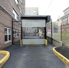 Luxury Apartments in Newark, NJ - Foto de edificio - Building Photo