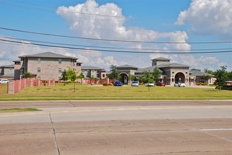 Magnolia at Mesquite Creek in Mesquite, TX - Building Photo - Building Photo