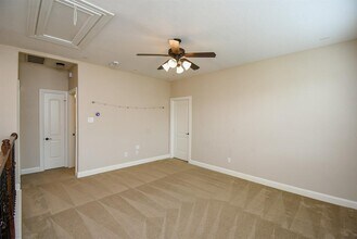 2031 Ralston Branch Way in Sugar Land, TX - Foto de edificio - Building Photo
