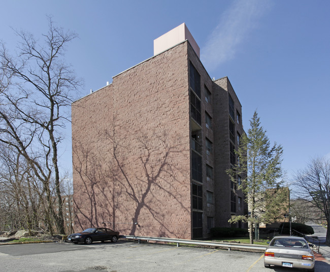 Eleanor Roosevelt House in Stamford, CT - Foto de edificio - Building Photo