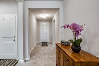 525 Windom Way in Georgetown, TX - Building Photo - Building Photo