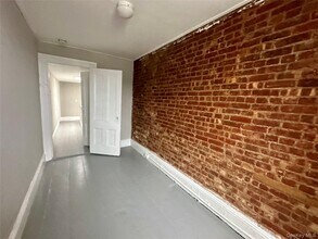 118 Main St in Nyack, NY - Building Photo - Building Photo