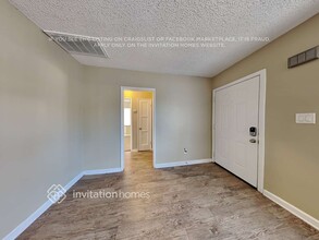 17957 Orange Way in Fontana, CA - Building Photo - Building Photo