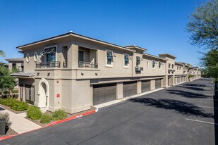 Diamante Village in Scottsdale, AZ - Building Photo
