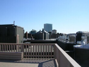 80 Fenway in Boston, MA - Foto de edificio - Building Photo