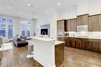 5506 Darling St in Houston, TX - Building Photo - Building Photo