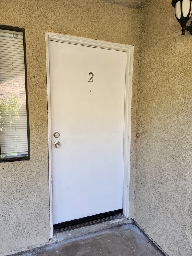 28323 Hillfield Ln, Unit 2