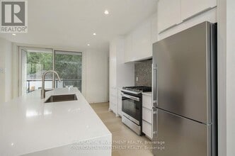 14B Chapleau Ave in Ottawa, ON - Building Photo - Building Photo