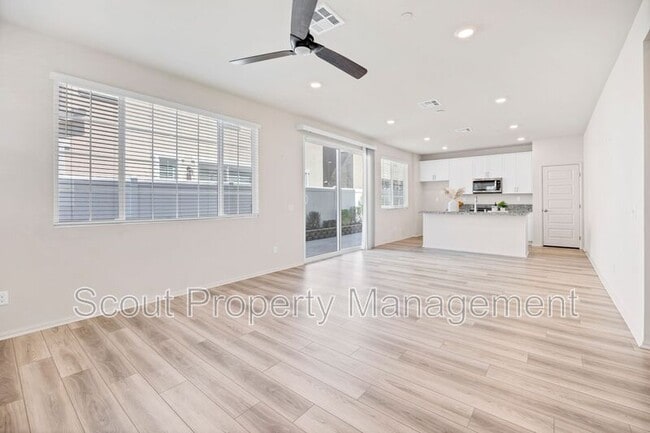 40383 Birchfield Dr in Temecula, CA - Building Photo - Building Photo