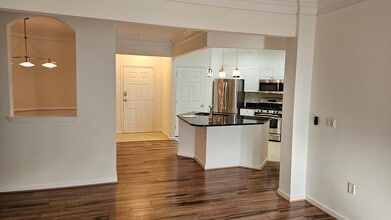 23 Arch Pl, Unit 273 in Gaithersburg, MD - Building Photo - Building Photo