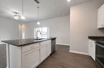 1843 NW 20th Pl in Cape Coral, FL - Building Photo - Building Photo