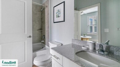 1619 N Frazier St, Unit 414 in Conroe, TX - Building Photo - Building Photo