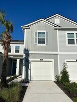 28 Blue Hvn Rd in St. Augustine, FL - Building Photo