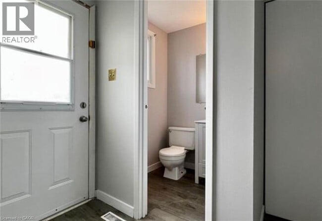 490 Third St in London, ON - Building Photo - Building Photo