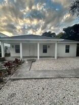 1724 NW 1st Pl in Miami, FL - Building Photo