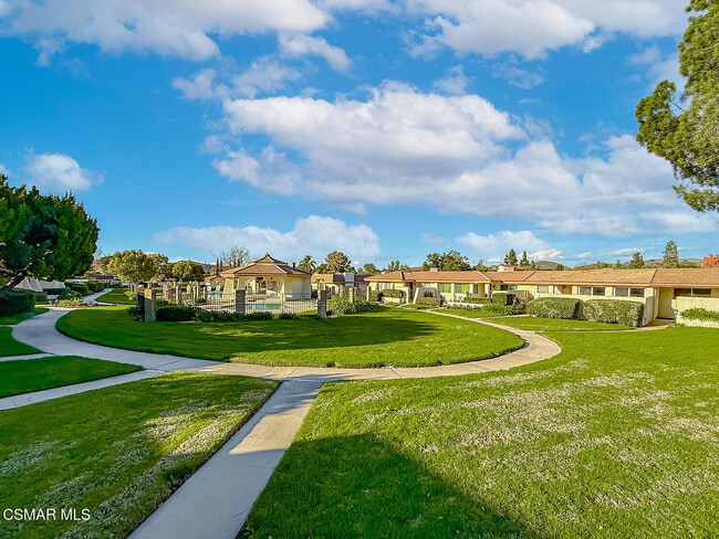 4150 Lake Harbor Ln in Westlake Village, CA - Building Photo - Building Photo