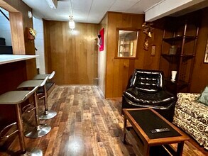 1908 Kessler Blvd North Dr, Unit Downstairs apartment in Indianapolis, IN - Building Photo - Building Photo