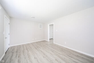 6461 W 300 S in Anderson, IN - Building Photo - Building Photo