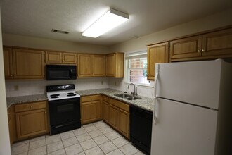 718 N Gay St in Auburn, AL - Building Photo - Building Photo