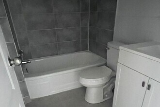 Le Colbert in Montréal, QC - Building Photo - Building Photo